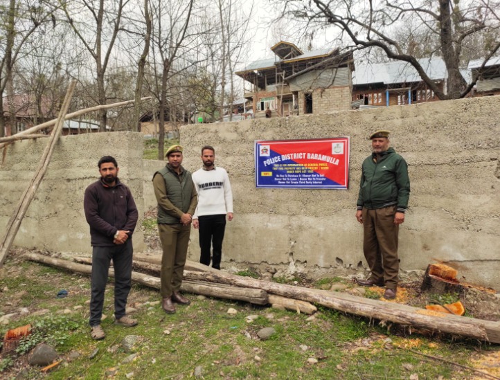 'Police attaches illegal properties worth lacs, of notorious drug peddler in Baramulla'